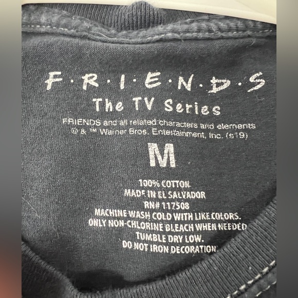 Womens Friends show tshirt top size medium - Picture 5 of 5
